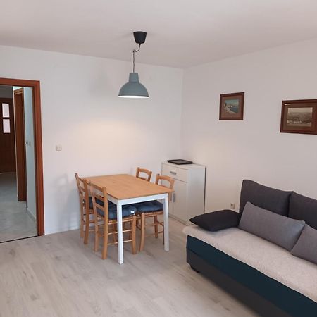 Apartments Dorcic Baska  Bagian luar foto