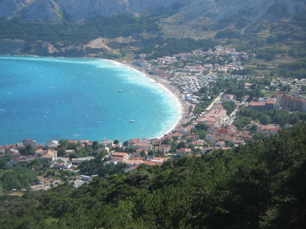Apartments Dorcic Baska  Bagian luar foto