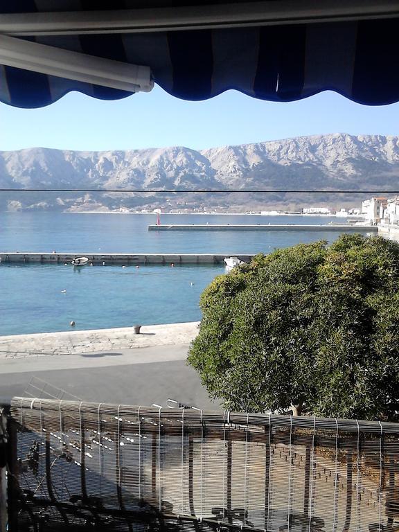 Apartments Dorcic Baska  Bagian luar foto